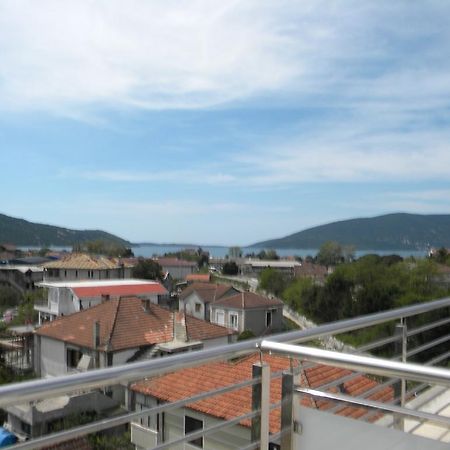 Apartment Vinograd Herceg Novi Exterior photo