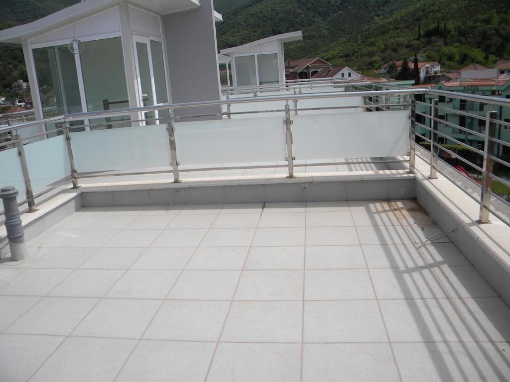 Apartment Vinograd Herceg Novi Exterior photo